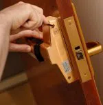 Golden Locksmith Services Cincinnati, OH 513-714-5185 - new-locks-installation